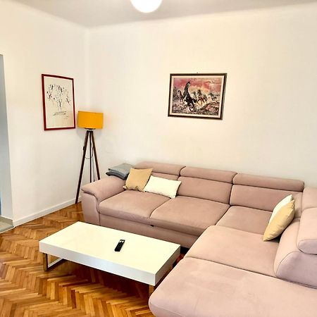 Apartments Mikelic Kampor Dış mekan fotoğraf