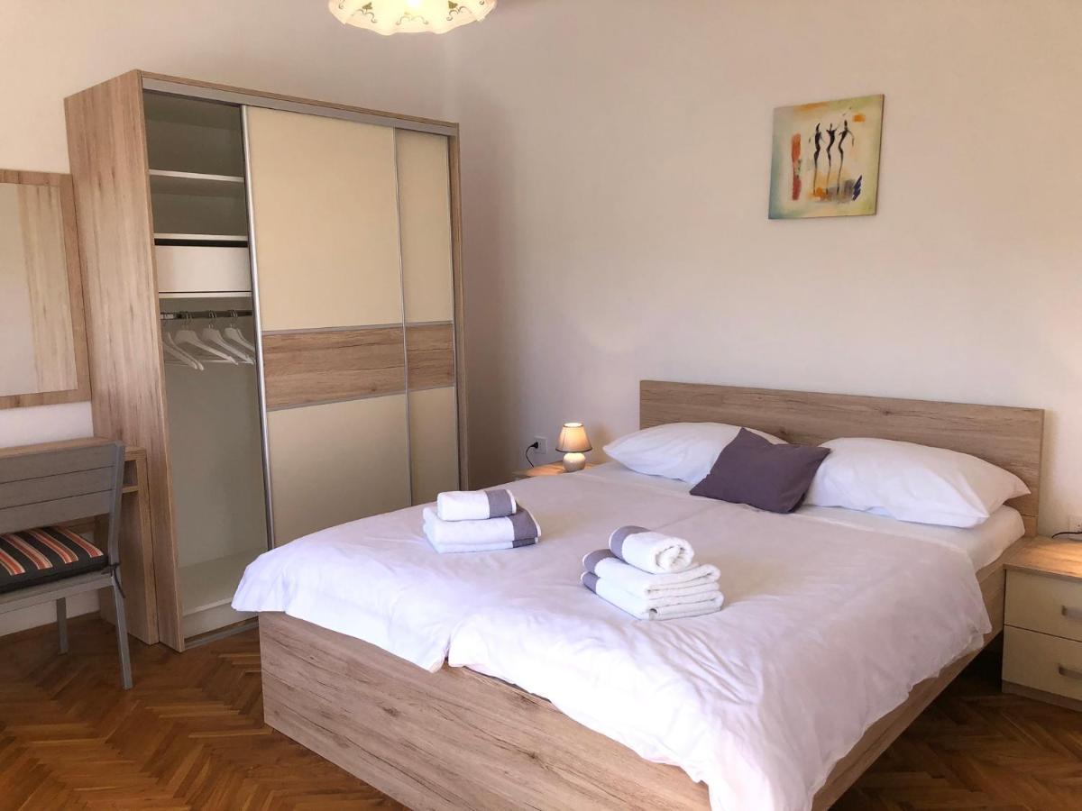 Apartments Mikelic Kampor Dış mekan fotoğraf
