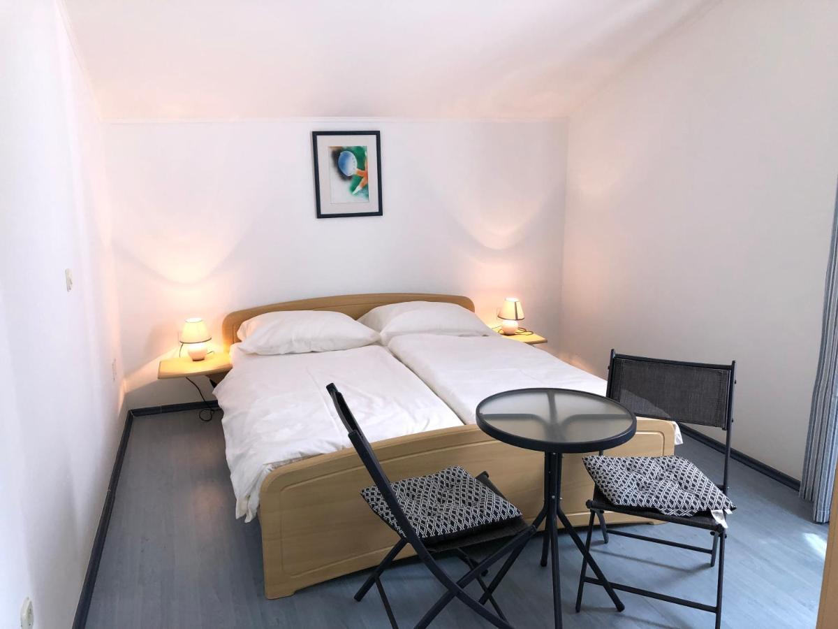 Apartments Mikelic Kampor Dış mekan fotoğraf