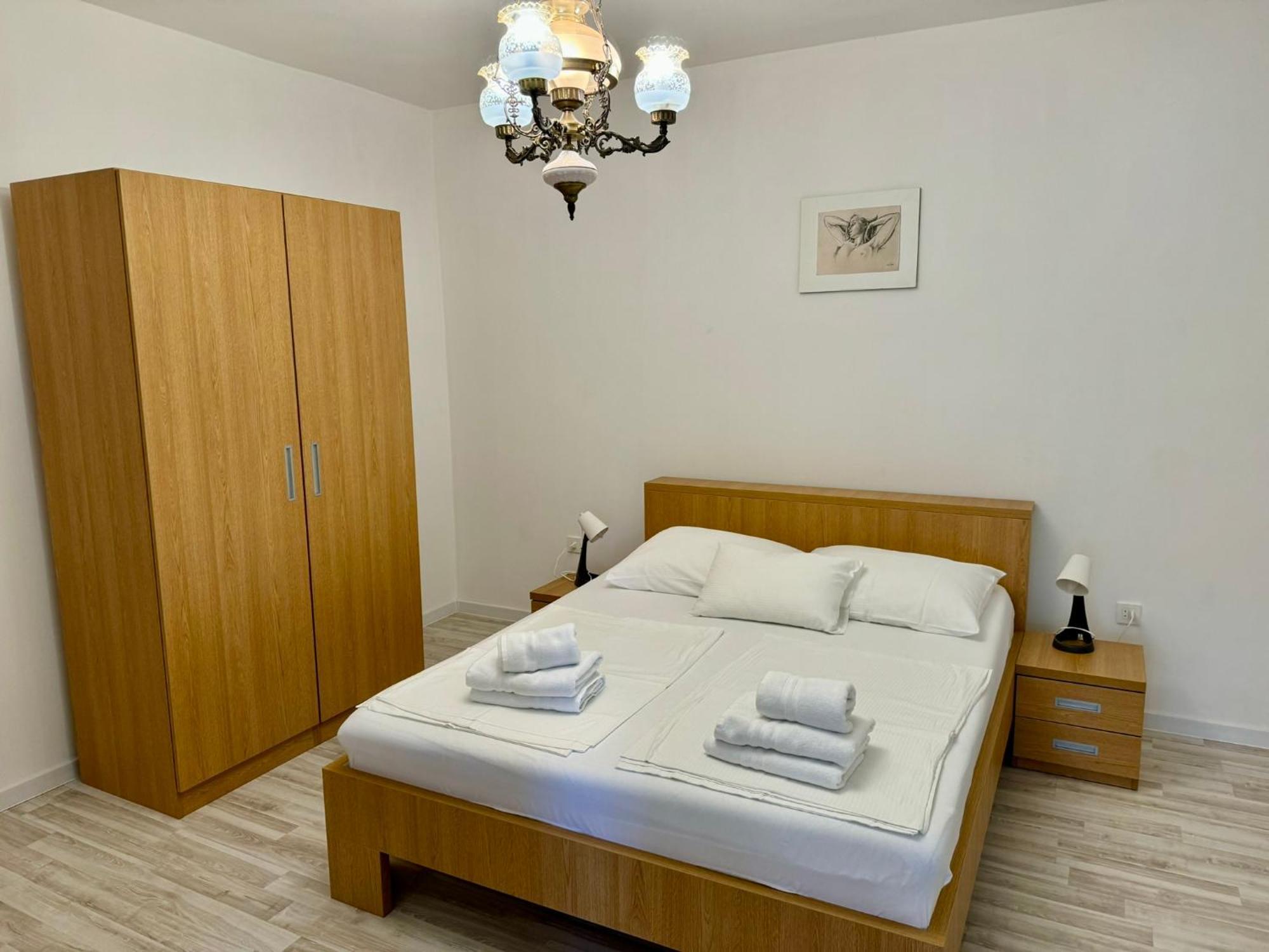 Apartments Mikelic Kampor Dış mekan fotoğraf
