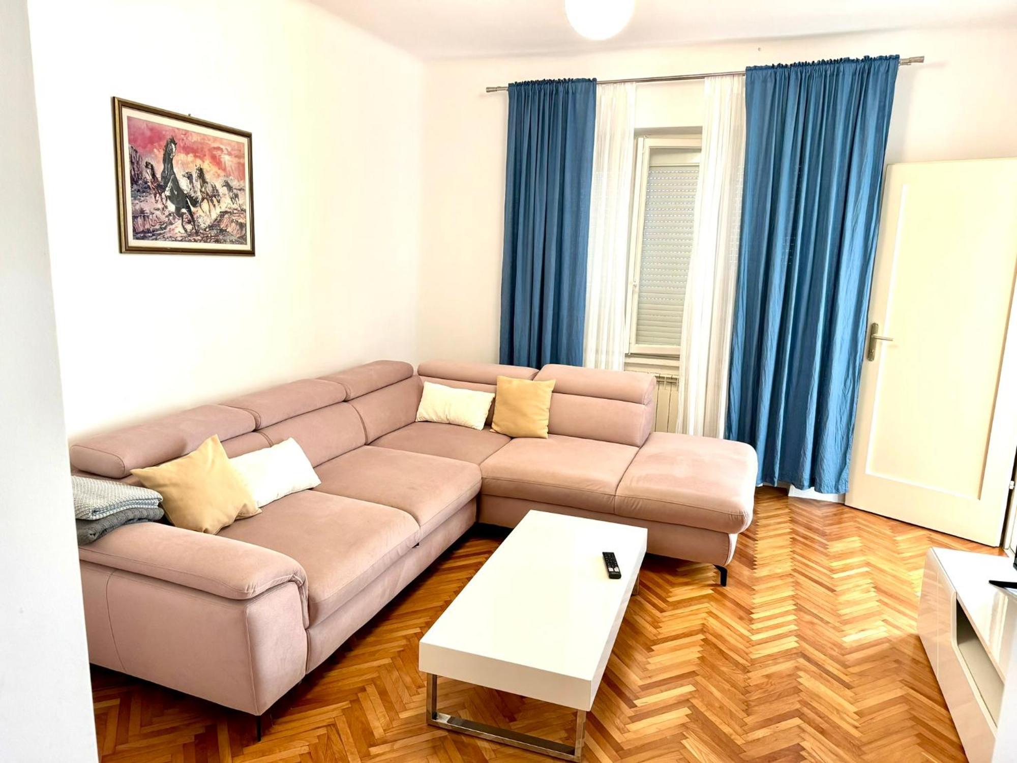 Apartments Mikelic Kampor Dış mekan fotoğraf